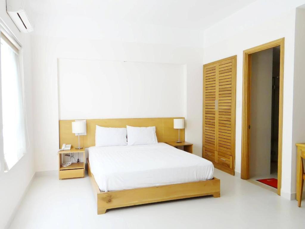 Hotel Edenpark & Service