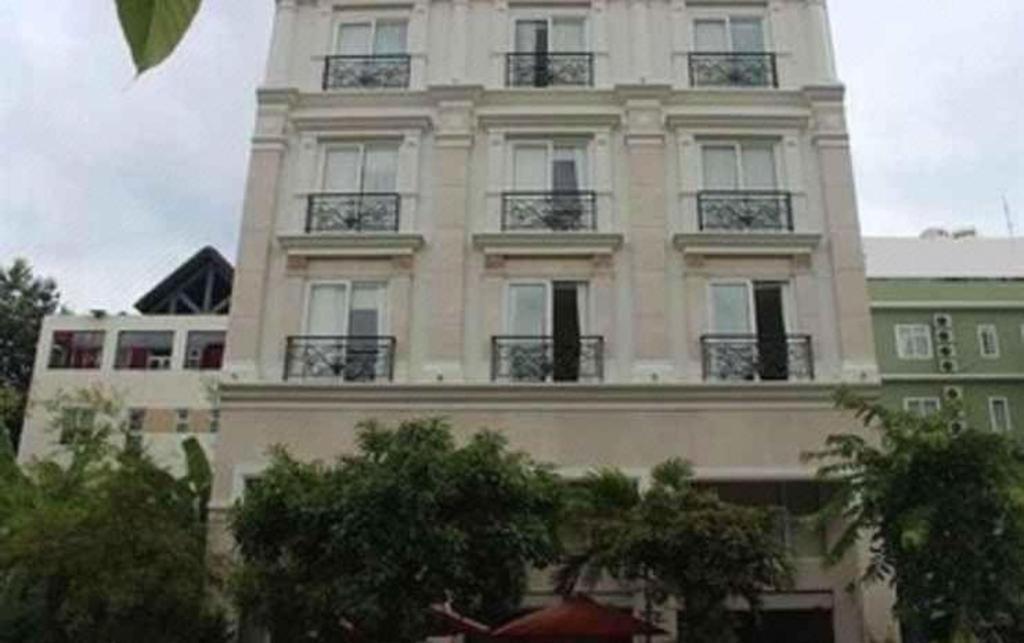 Edenpark & Service Khách sạn TP. Hồ Chí Minh